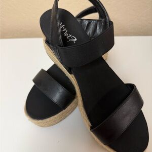 Y-not Black Women's Sandals